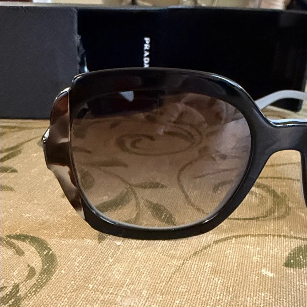 Prada Brown Tortoise and Blue Sunglasses - Picture 4 of 8